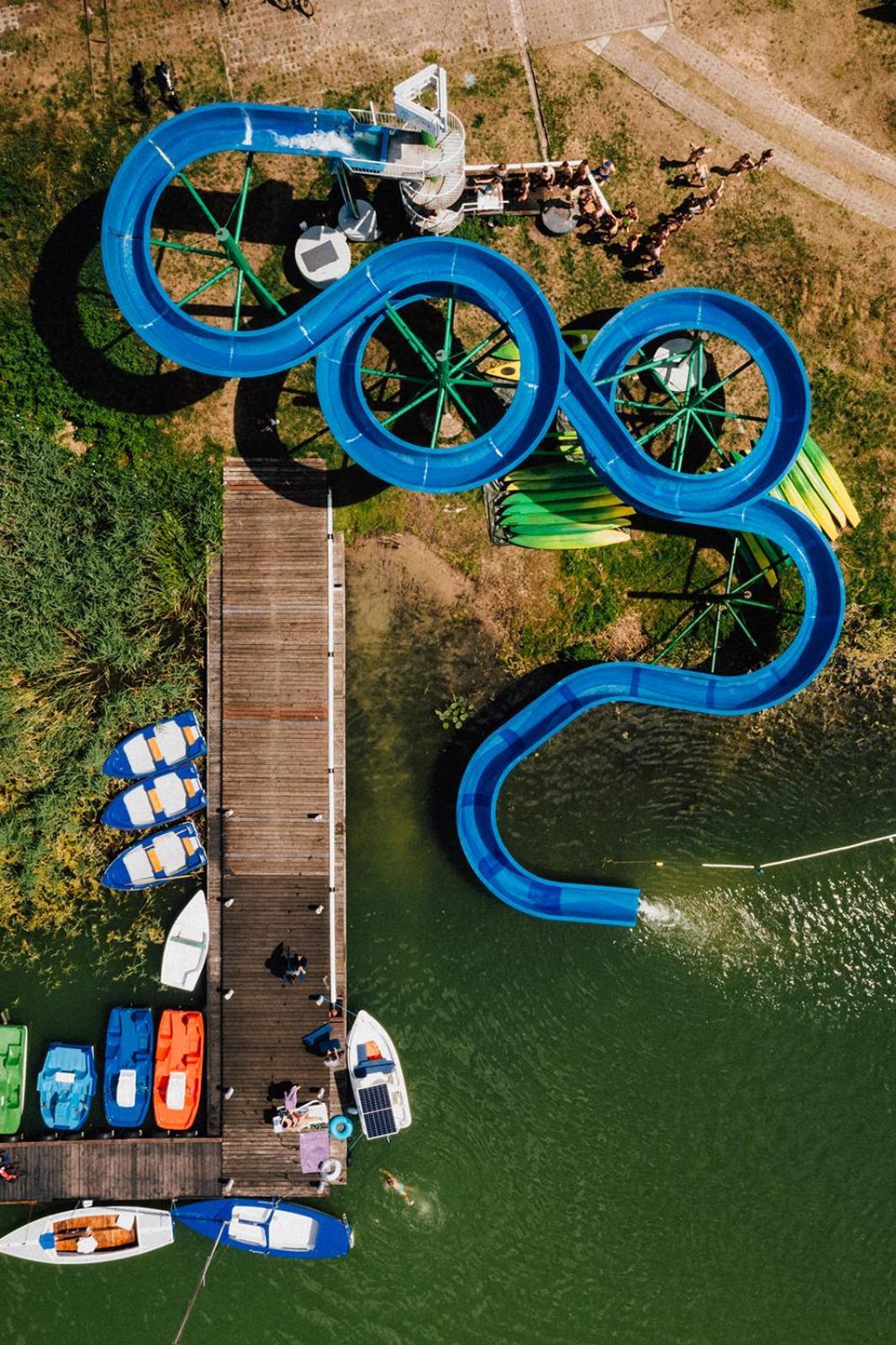 Kalwa Lake House - Dom Nad Jeziorem Z Prywatnym Pomostem I Jacuzzi Oraz Sprzetem Wodnym Pasym Exterior foto